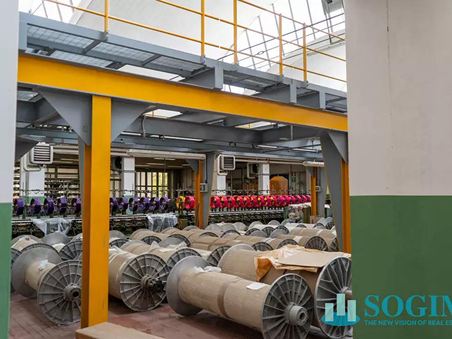 Immagine 21 di Capannone industriale in vendita  in Via Risorgimento a Cadorago