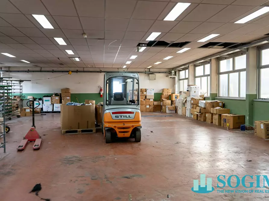 Immagine 22 di Capannone industriale in vendita  in Via Risorgimento a Cadorago