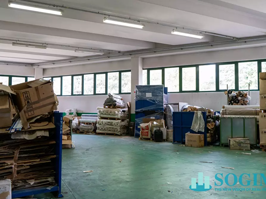 Immagine 27 di Capannone industriale in vendita  in Via Risorgimento a Cadorago