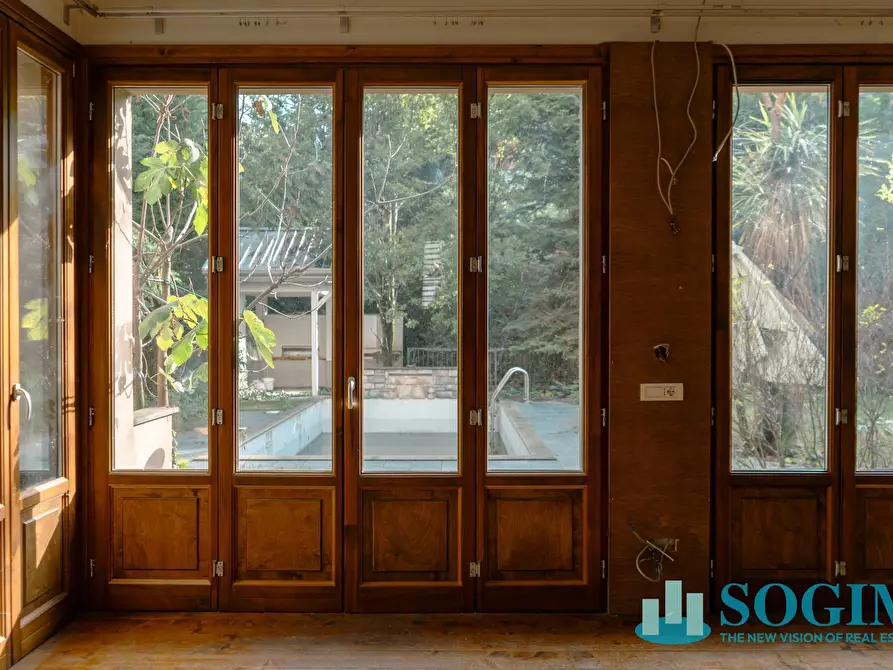 Immagine 21 di Locale commerciale in vendita  in Corso Garibaldi a Seveso