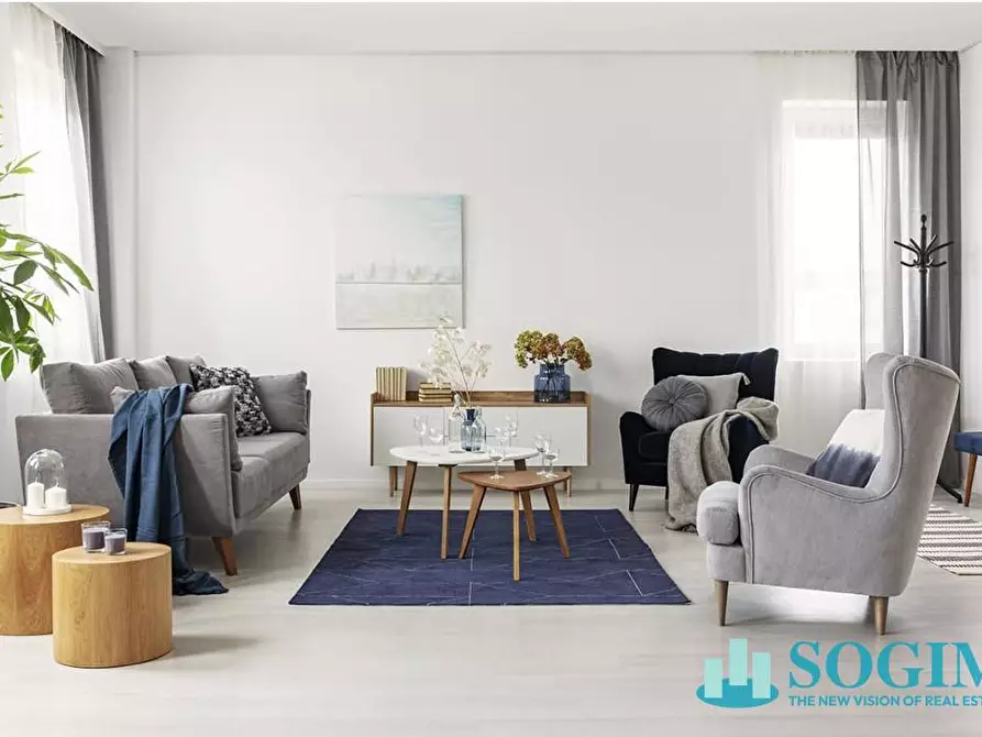 Immagine 2 di Appartamento in vendita  in via torriani a Como