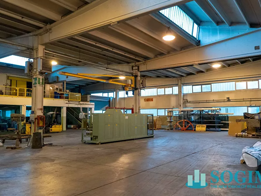 Immagine 6 di Capannone industriale in vendita  in Via Bergamo a Pioltello