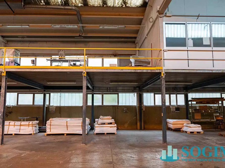 Immagine 11 di Capannone industriale in vendita  in Via Bergamo a Pioltello