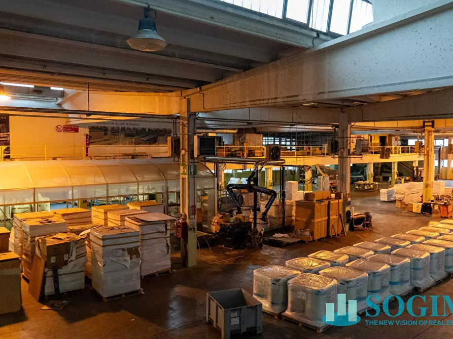 Immagine 15 di Capannone industriale in vendita  in Via Bergamo a Pioltello