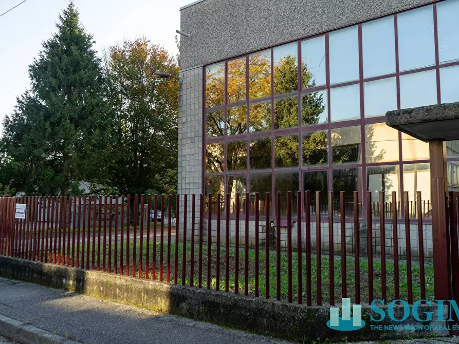 Immagine 17 di Capannone industriale in vendita  in Via Grigne a Locate Varesino