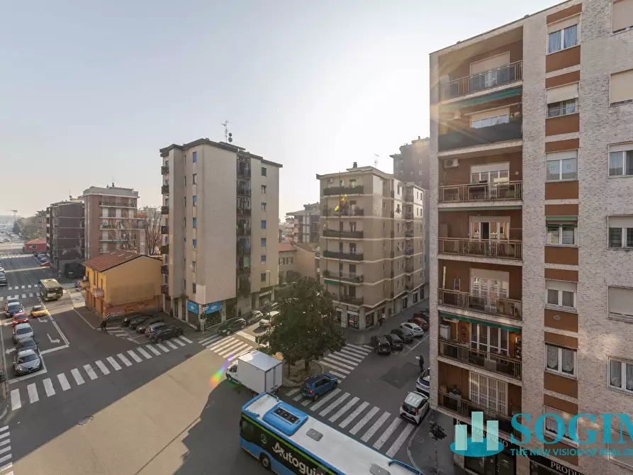 Immagine 28 di Appartamento in vendita  in Via Monti a Sesto San Giovanni