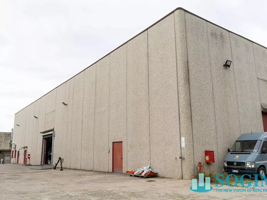 Immagine 22 di Capannone industriale in vendita  in Via Falcone a Mozzate
