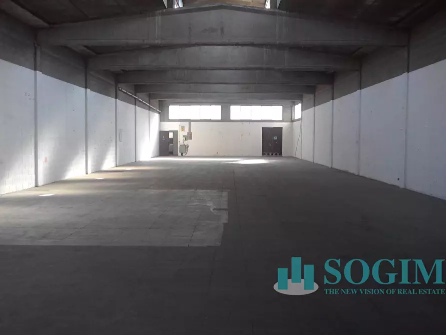 Immagine 5 di Capannone industriale in affitto  a Settimo Milanese