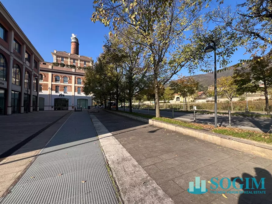 Immagine 2 di Locale commerciale in affitto  in Via Pietro Borgo Wuhrer a Brescia