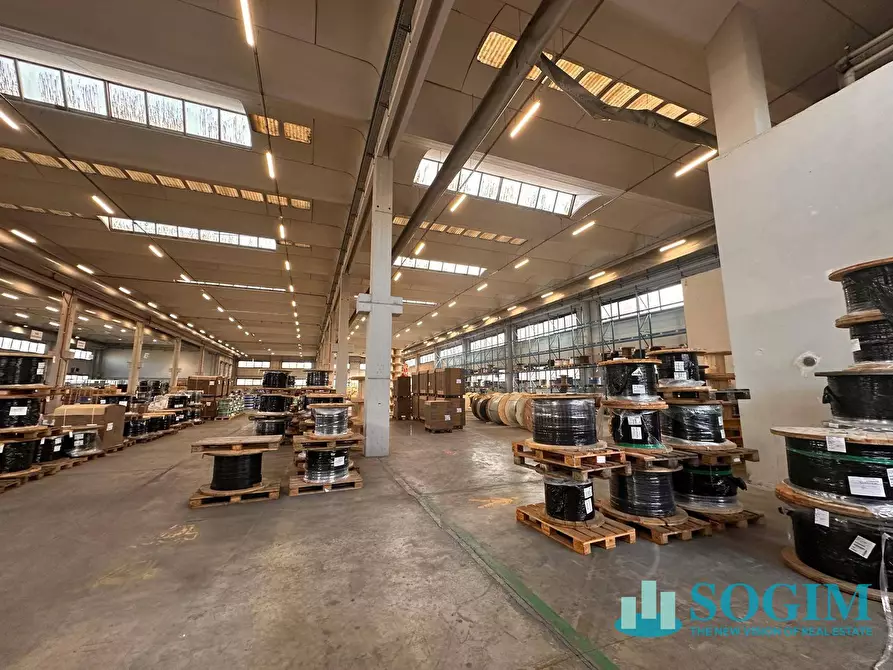 Immagine 6 di Capannone industriale in affitto  in Via Carlo Jucker a Legnano