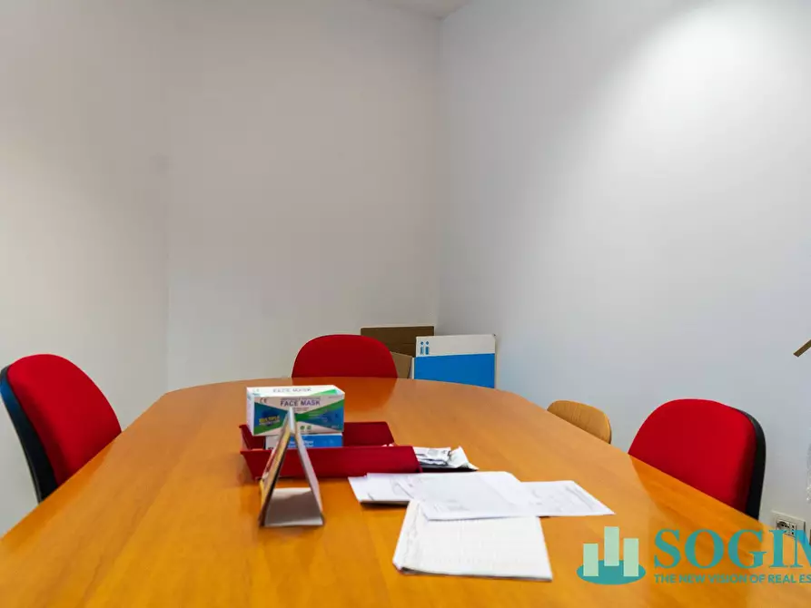 Immagine 13 di Appartamento in vendita  in via torriani a Como