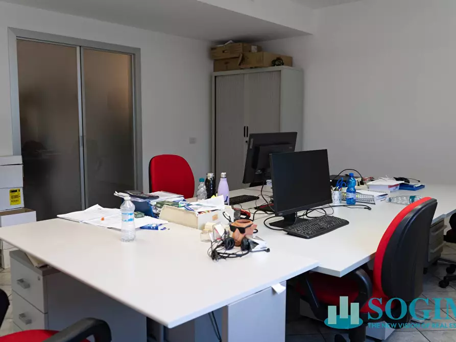 Immagine 16 di Appartamento in vendita  in via torriani a Como