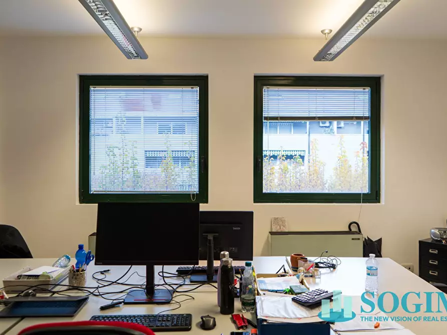 Immagine 19 di Appartamento in vendita  in via torriani a Como