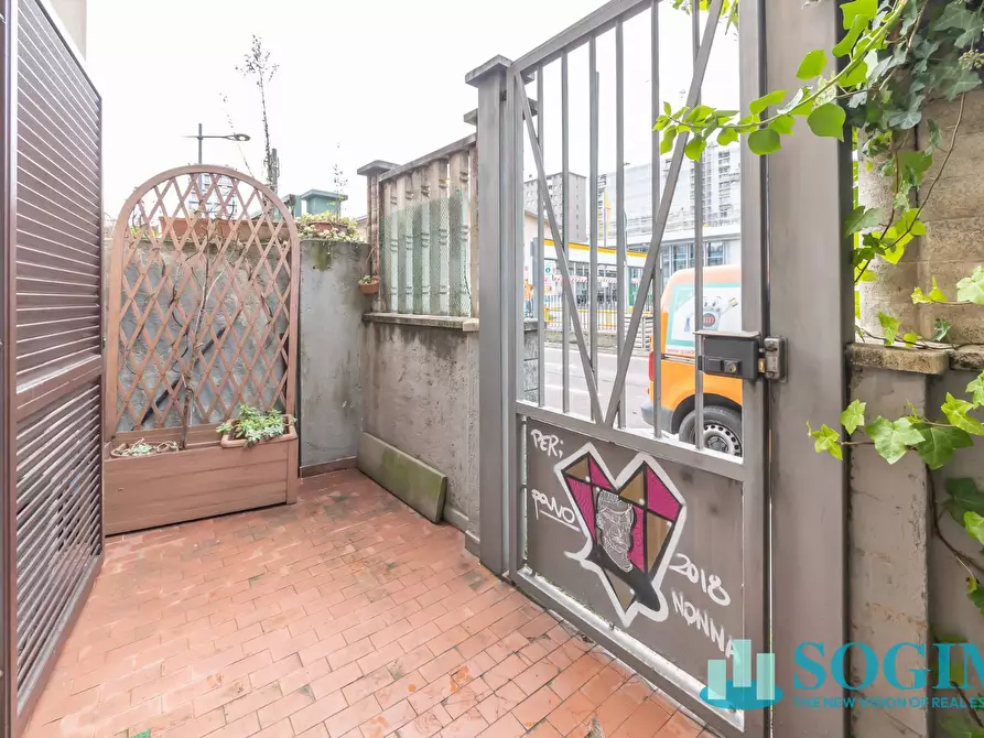 Immagine 22 di Appartamento in vendita  in Viale Casiraghi a Sesto San Giovanni