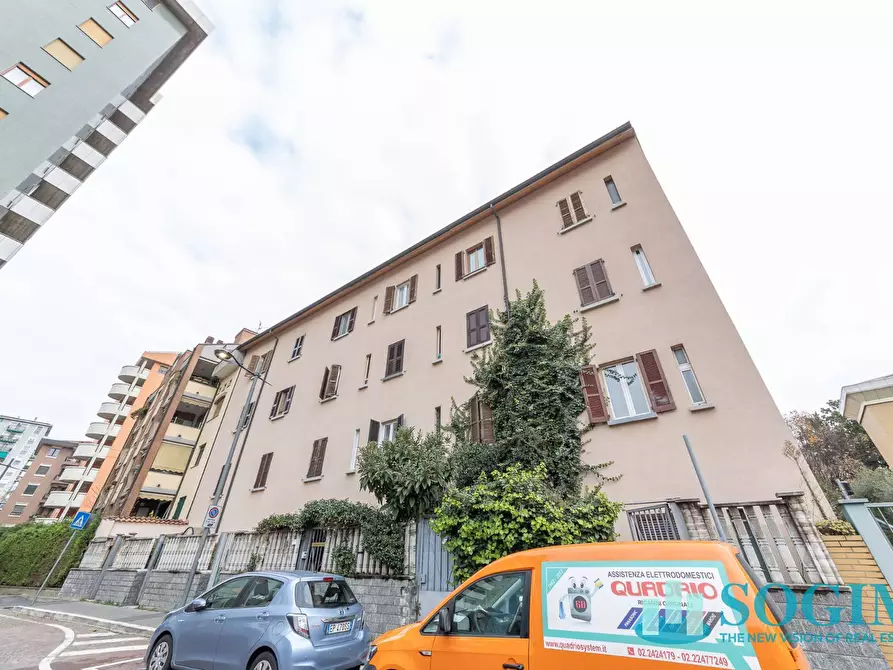 Immagine 24 di Appartamento in vendita  in Viale Casiraghi a Sesto San Giovanni