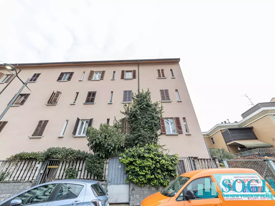 Immagine 25 di Appartamento in vendita  in Viale Casiraghi a Sesto San Giovanni
