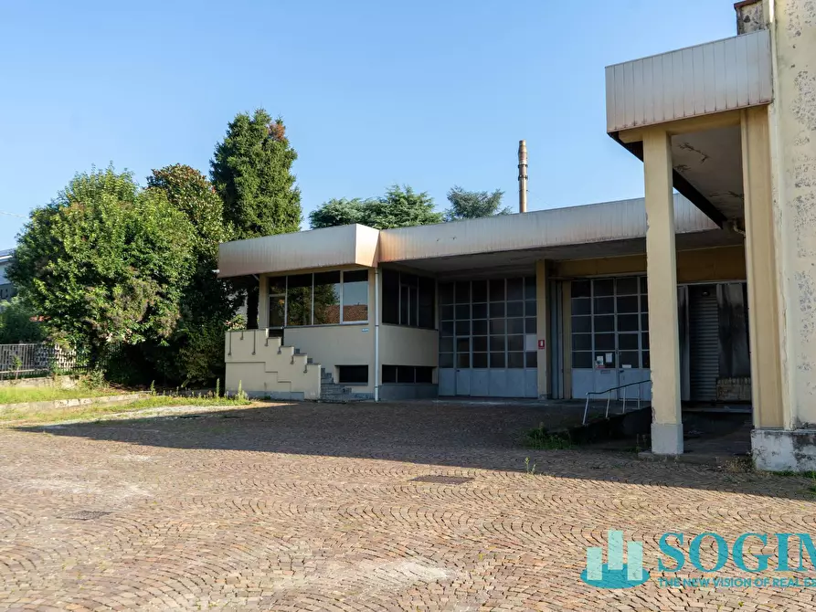 Immagine 1 di Capannone industriale in vendita  in Via Montegrappa a Inverigo