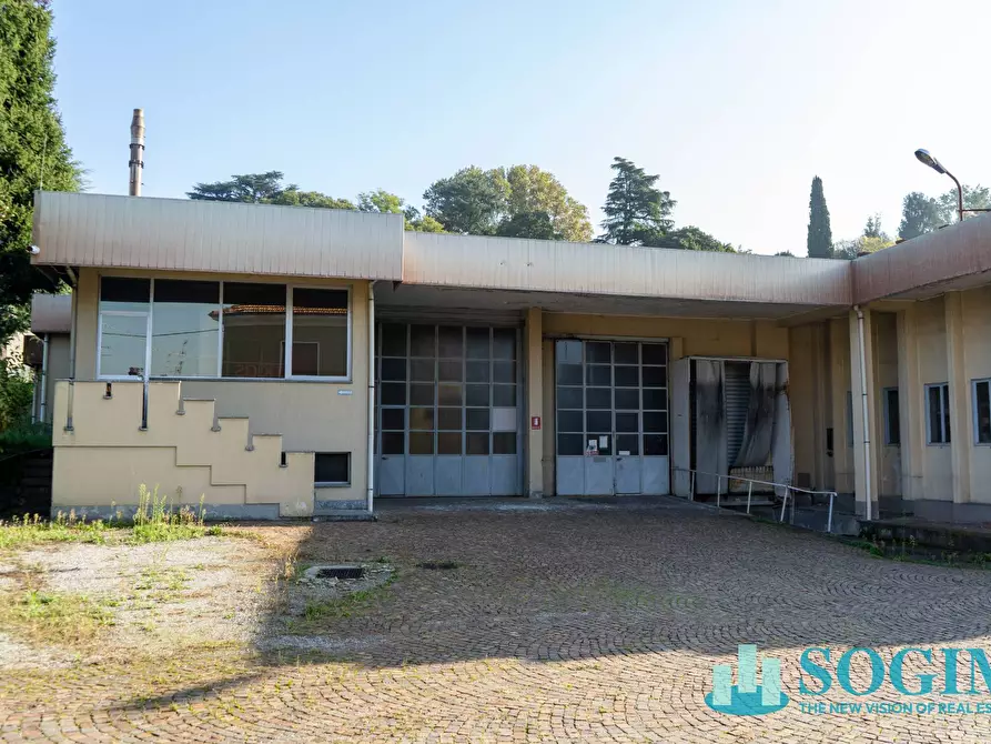 Immagine 2 di Capannone industriale in vendita  in Via Montegrappa a Inverigo