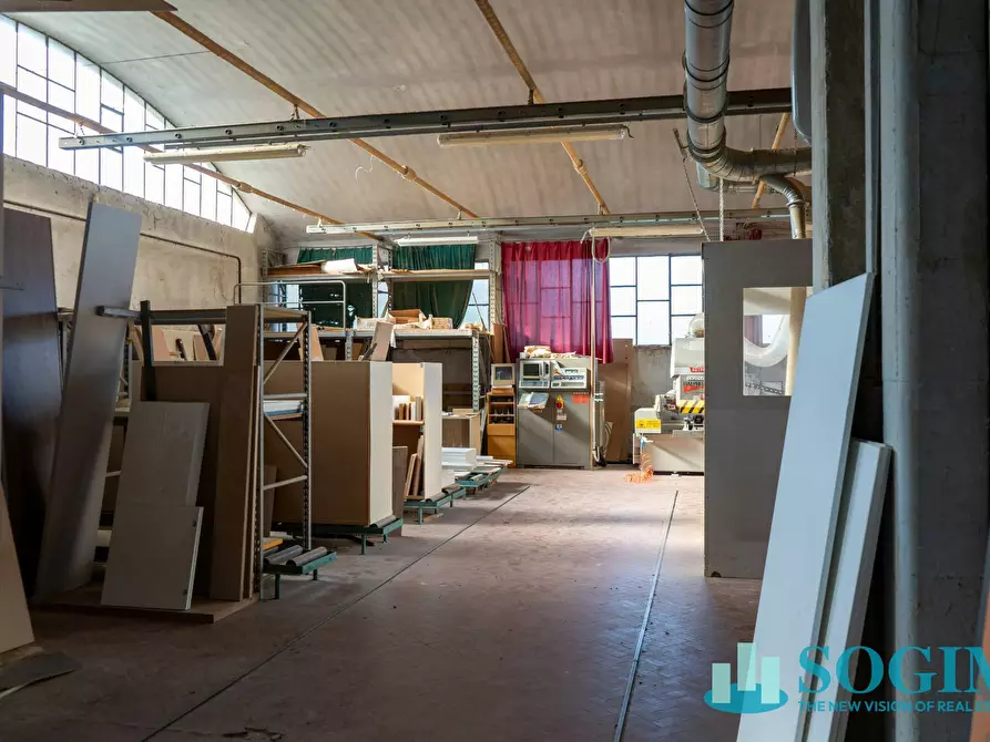 Immagine 17 di Capannone industriale in vendita  in Via Montegrappa a Inverigo