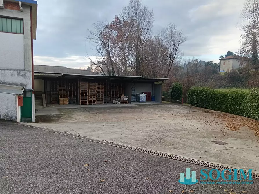 Immagine 25 di Capannone industriale in vendita  in via Papa Giovanni XXIII a Missaglia