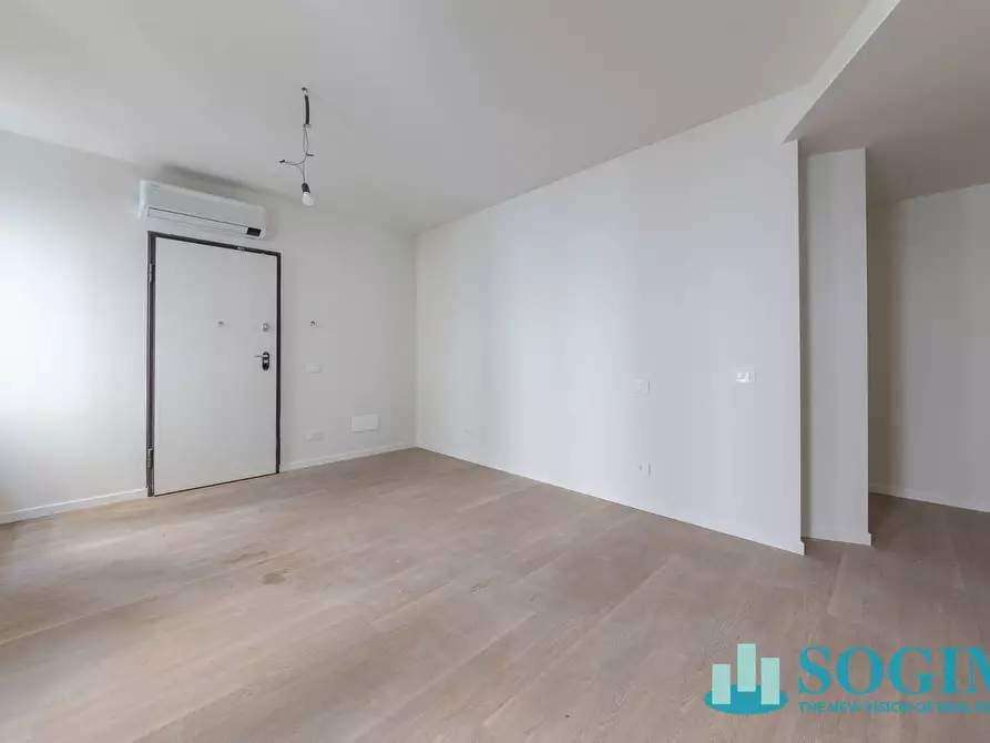 Immagine 5 di Appartamento in vendita  in Via Olivari a Milano
