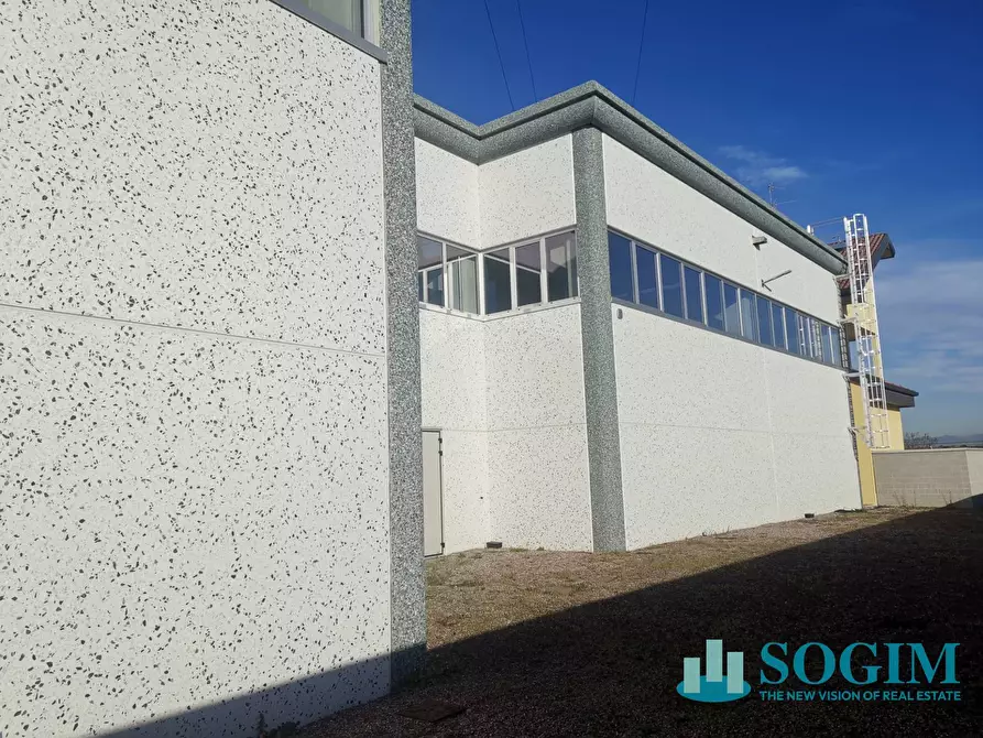 Immagine 8 di Capannone industriale in affitto  in Via Cesare Battisti a Pogliano Milanese