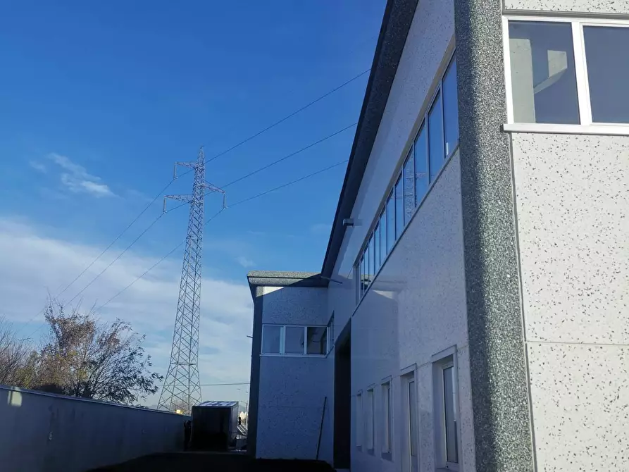 Immagine 22 di Capannone industriale in affitto  in Via Cesare Battisti a Pogliano Milanese