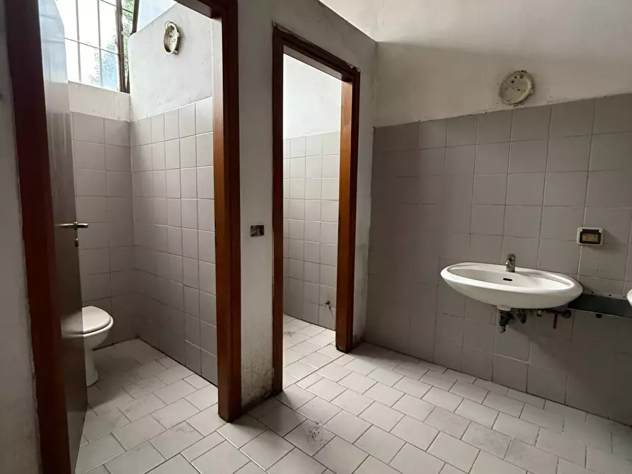 Immagine 22 di Capannone industriale in vendita  in Monza viale Sicilia a Monza