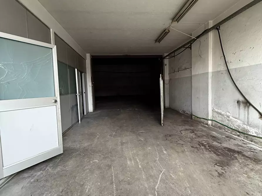 Immagine 24 di Capannone industriale in vendita  in Monza viale Sicilia a Monza