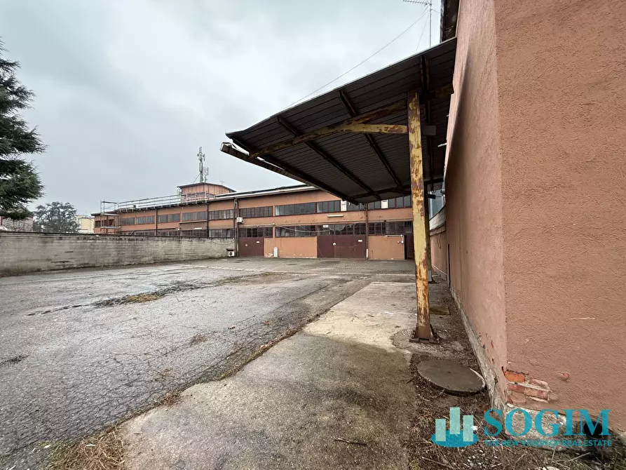 Immagine 30 di Capannone industriale in vendita  in Monza viale Sicilia a Monza