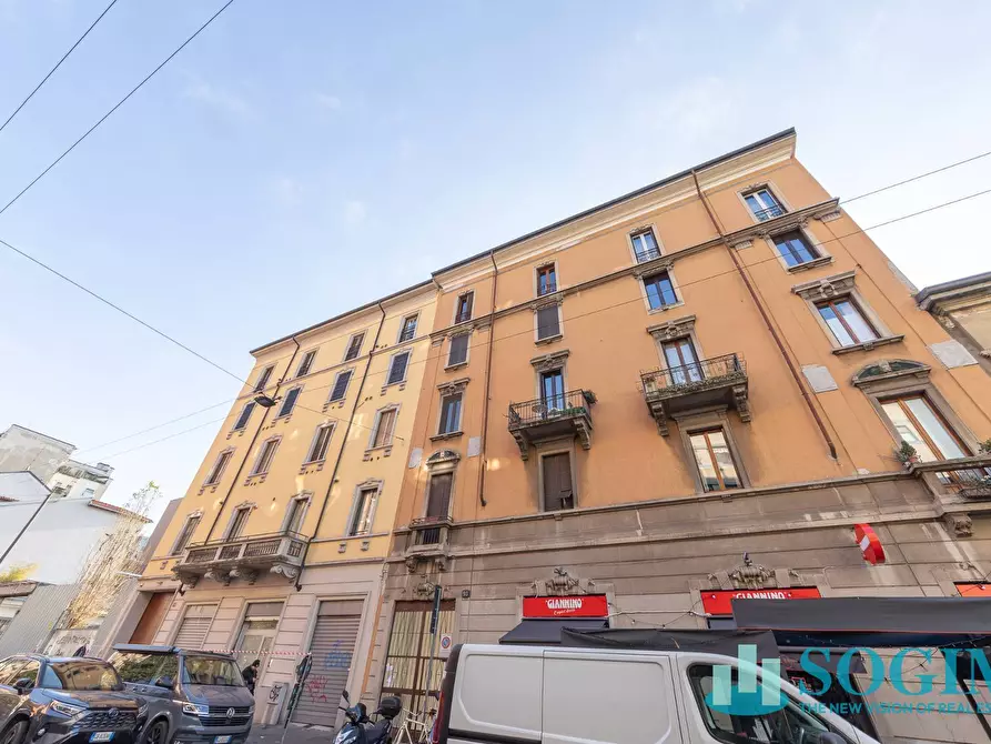 Immagine 29 di Appartamento in vendita  in via Savona a Milano