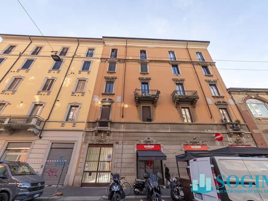 Immagine 30 di Appartamento in vendita  in via Savona a Milano
