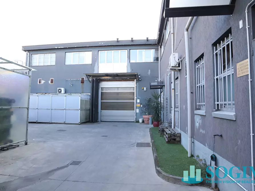 Immagine 1 di Capannone industriale in vendita  in Viale Rimembranze a Sesto San Giovanni