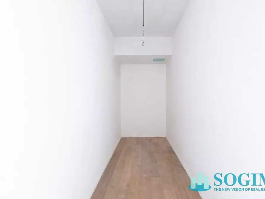 Immagine 12 di Attico in vendita  in Via Gramsci a Monza