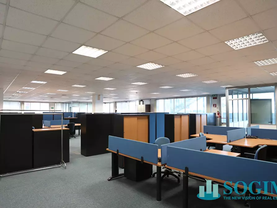 Immagine 29 di Ufficio in affitto  in Via Fratelli Gracchi a Cinisello Balsamo