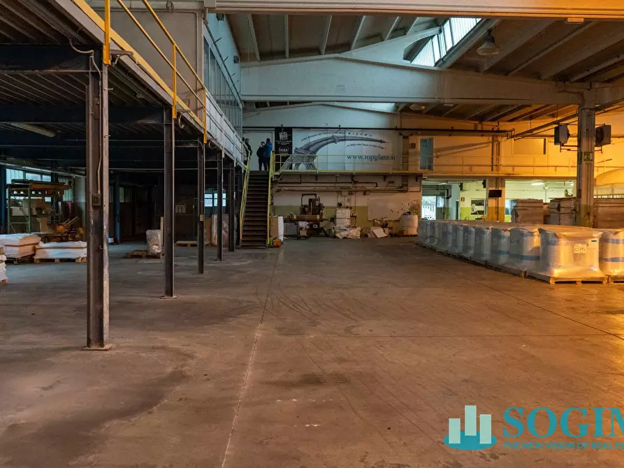 Immagine 8 di Capannone industriale in affitto  in Via Bergamo a Pioltello