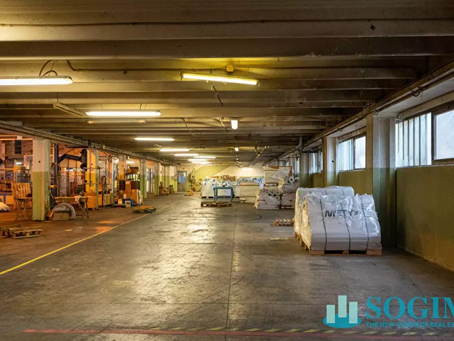 Immagine 12 di Capannone industriale in affitto  in Via Bergamo a Pioltello