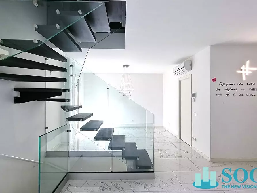 Immagine 2 di Villa in vendita  in Via Giuseppe Di Vittorio a Sesto San Giovanni