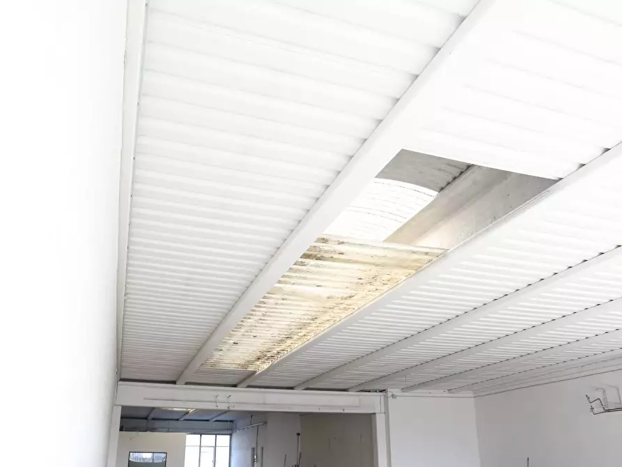 Immagine 15 di Capannone industriale in affitto  in Via Piccinelli a Mozzate