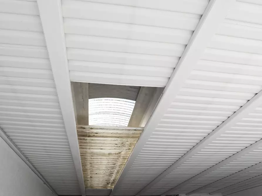 Immagine 6 di Capannone industriale in affitto  in Via Piccinelli a Mozzate