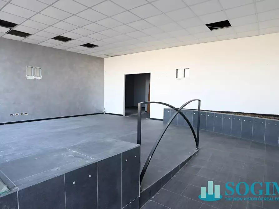 Immagine 11 di Capannone industriale in affitto  in Via Piccinelli a Mozzate