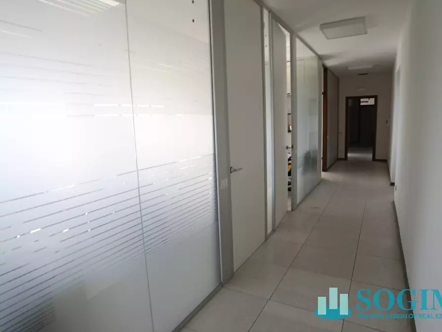 Immagine 24 di Capannone industriale in affitto  in Via Piccinelli a Mozzate