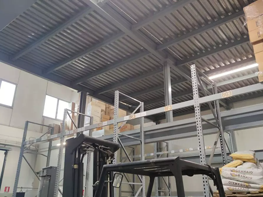 Immagine 7 di Capannone industriale in vendita  in Via Maestri del Lavoro a Brusaporto