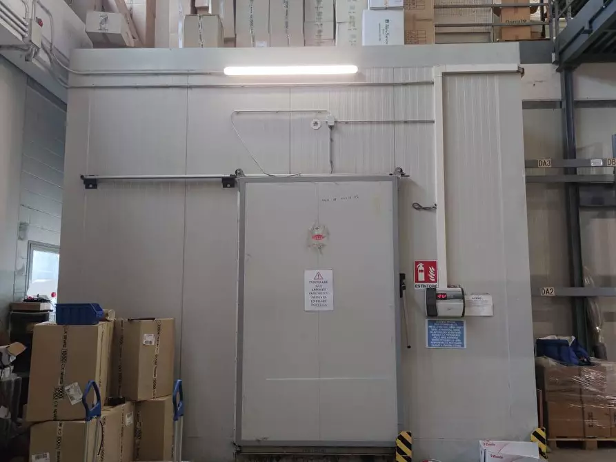 Immagine 10 di Capannone industriale in vendita  in Via Maestri del Lavoro a Brusaporto