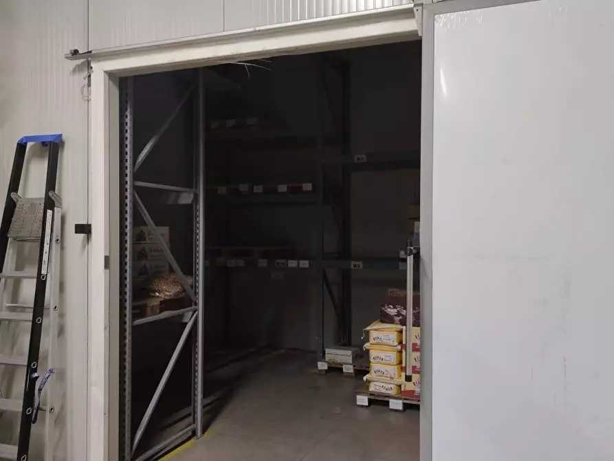 Immagine 14 di Capannone industriale in vendita  in Via Maestri del Lavoro a Brusaporto