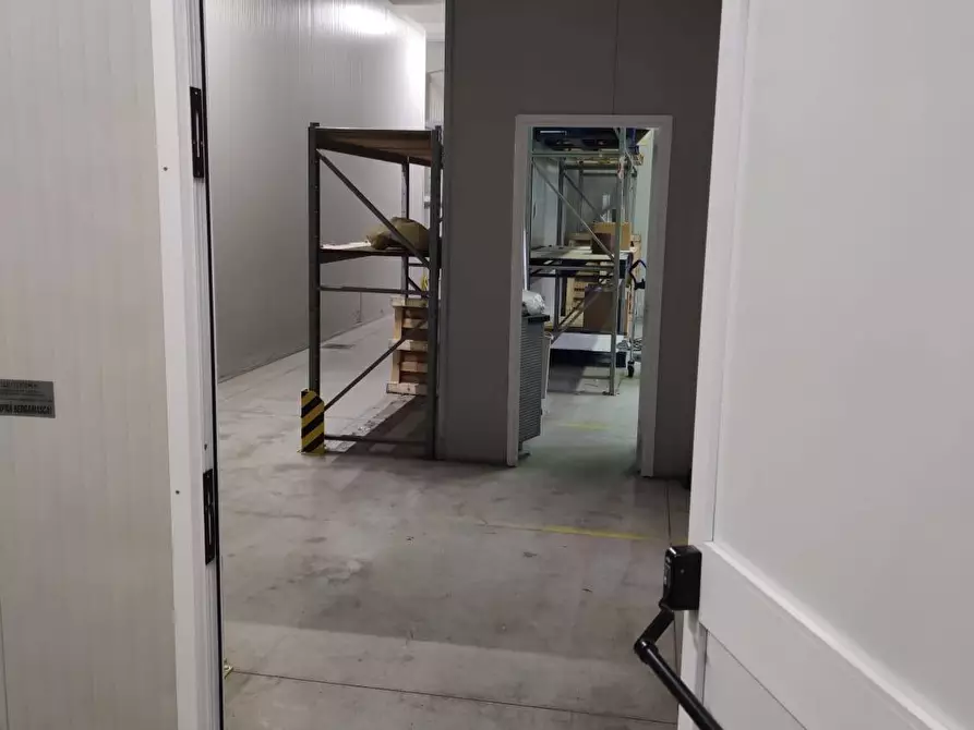 Immagine 22 di Capannone industriale in vendita  in Via Maestri del Lavoro a Brusaporto