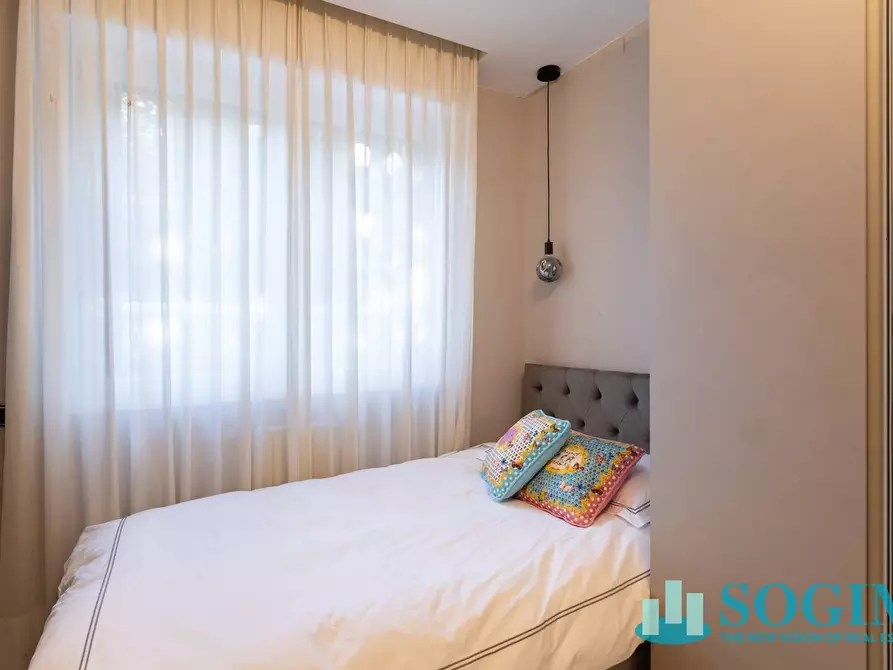 Immagine 23 di Villa in vendita  in Via Bellinzona a Como