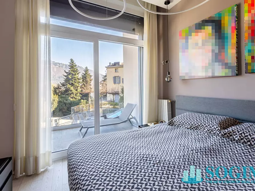 Immagine 26 di Villa in vendita  in Via Bellinzona a Como