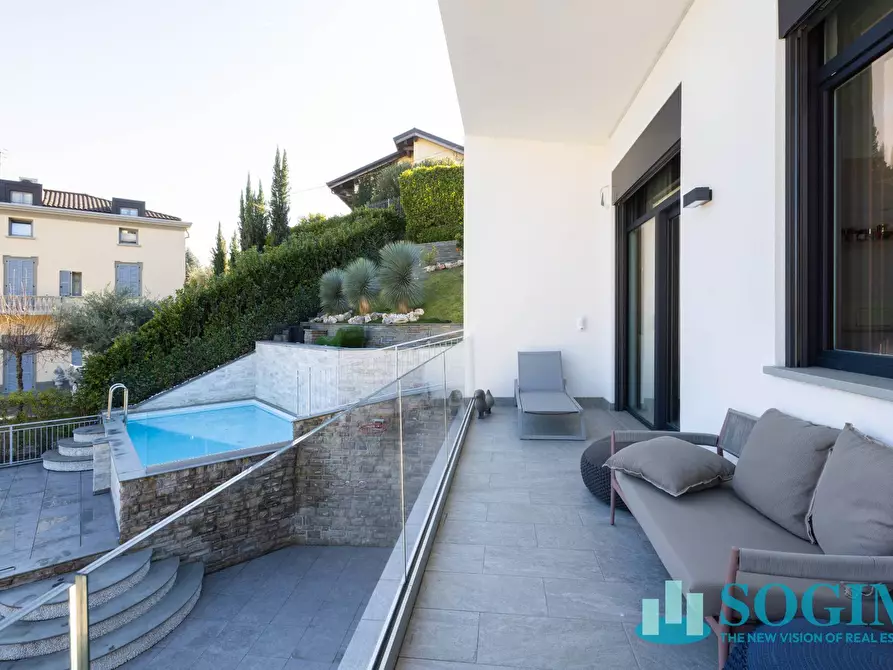 Immagine 29 di Villa in vendita  in Via Bellinzona a Como