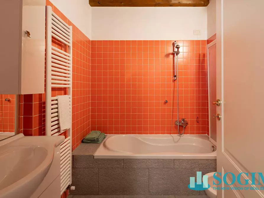 Immagine 10 di Appartamento in affitto  in Via Cinque Giornate a Como